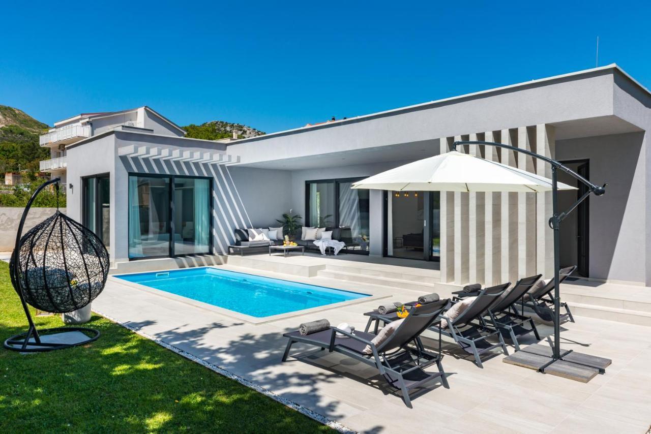 Villa Oasis - Your Luxury Home Away From Home Celopeci Luaran gambar